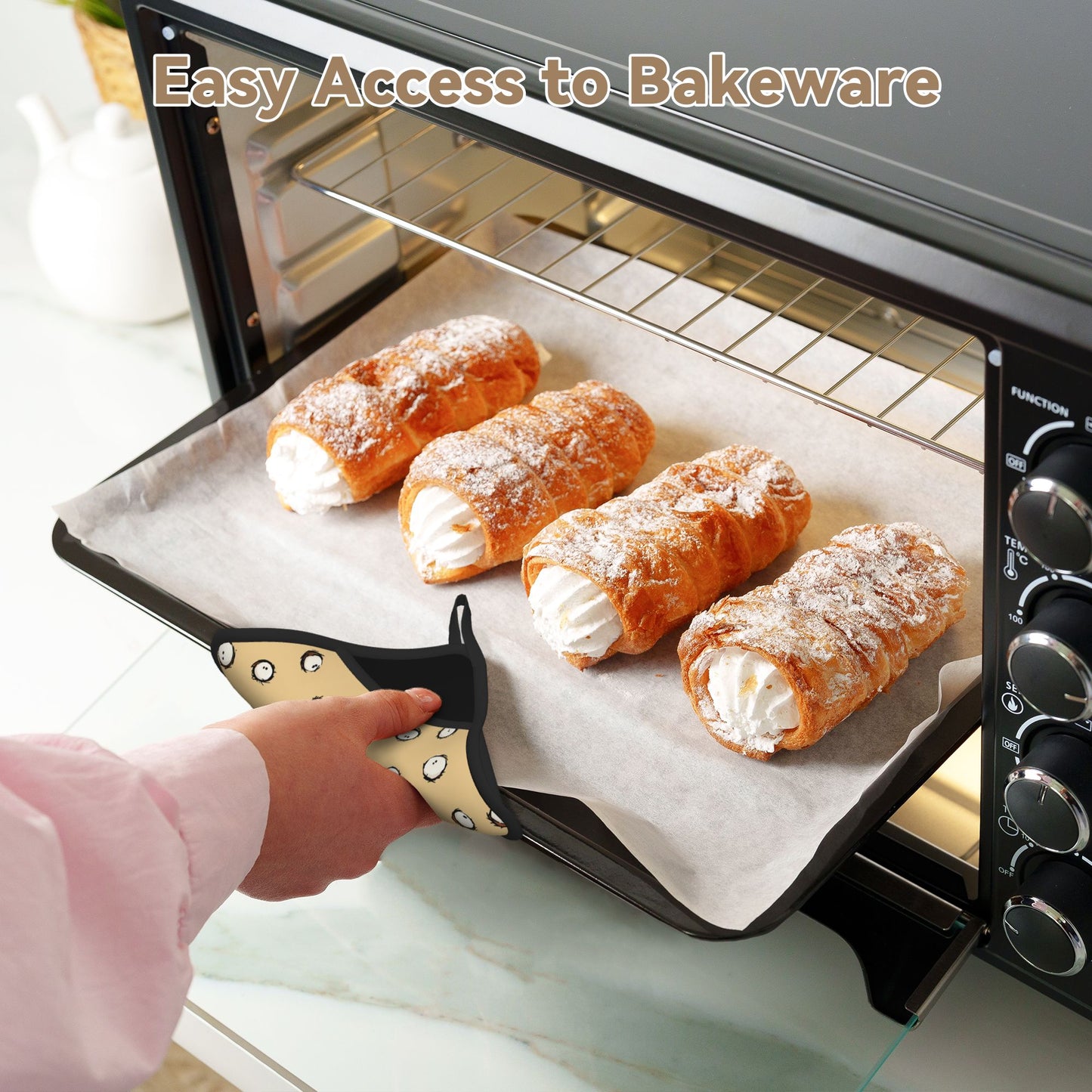 Square silicone anti-scalding mat —— a caring little guard in the kitchen